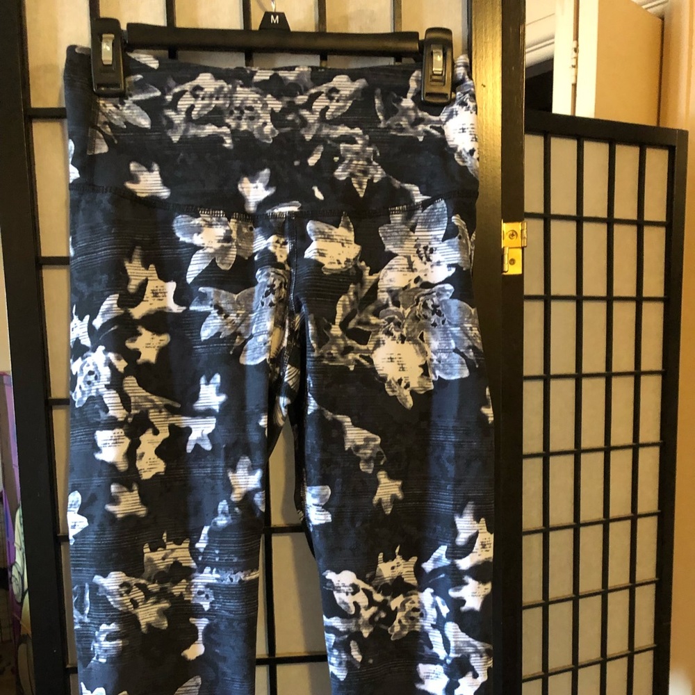 Old Navy leggings